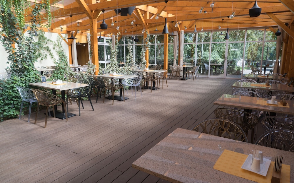 Obora resort in Pardubický kraj 2023 Updated prices, deals Klook United States