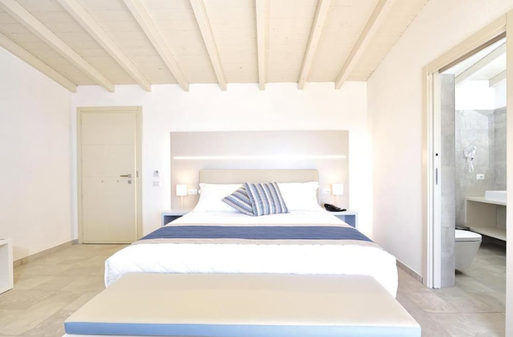 Piccolo Hotel in Budune/Budoni 2023 Updated prices, deals Klook