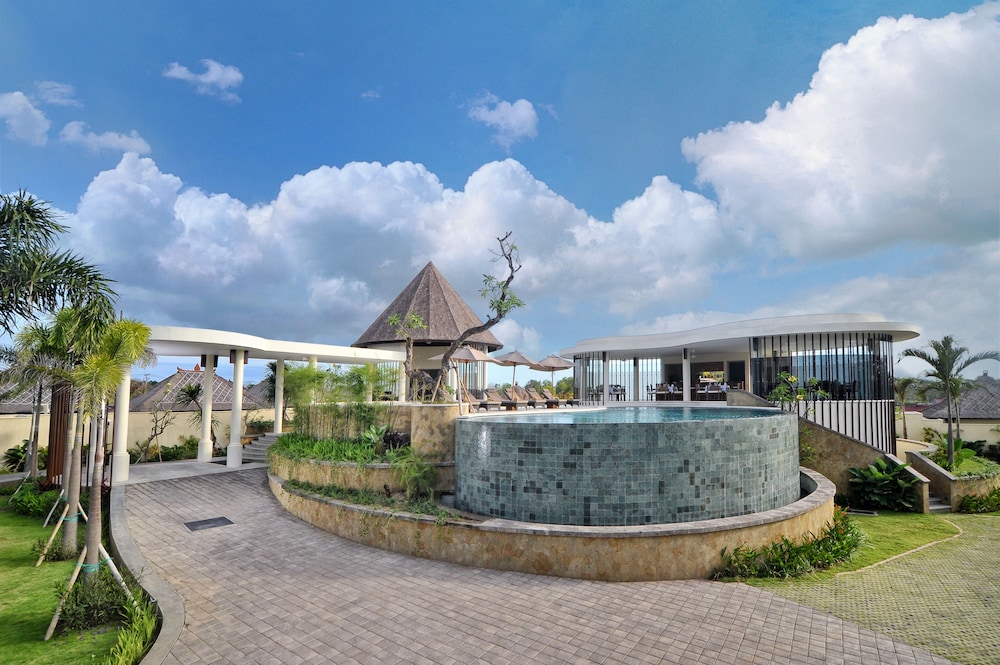 Mahagiri Villas & Spa Dreamland