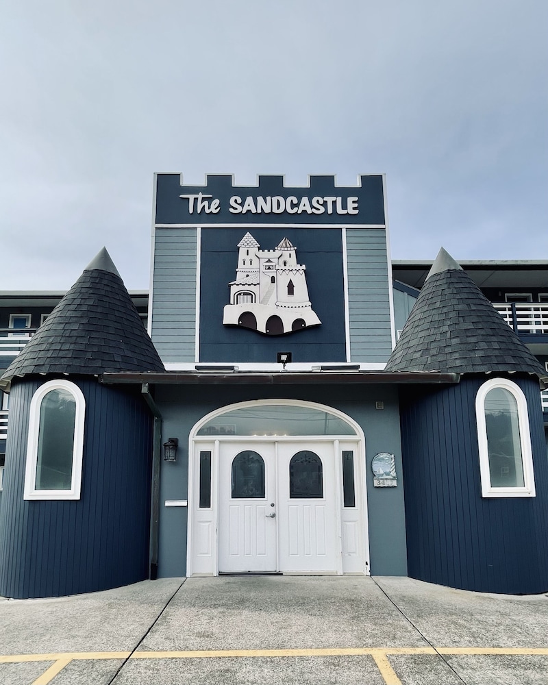 Sandcastle Beachfront Motel in Lincoln City 2023 Updated prices