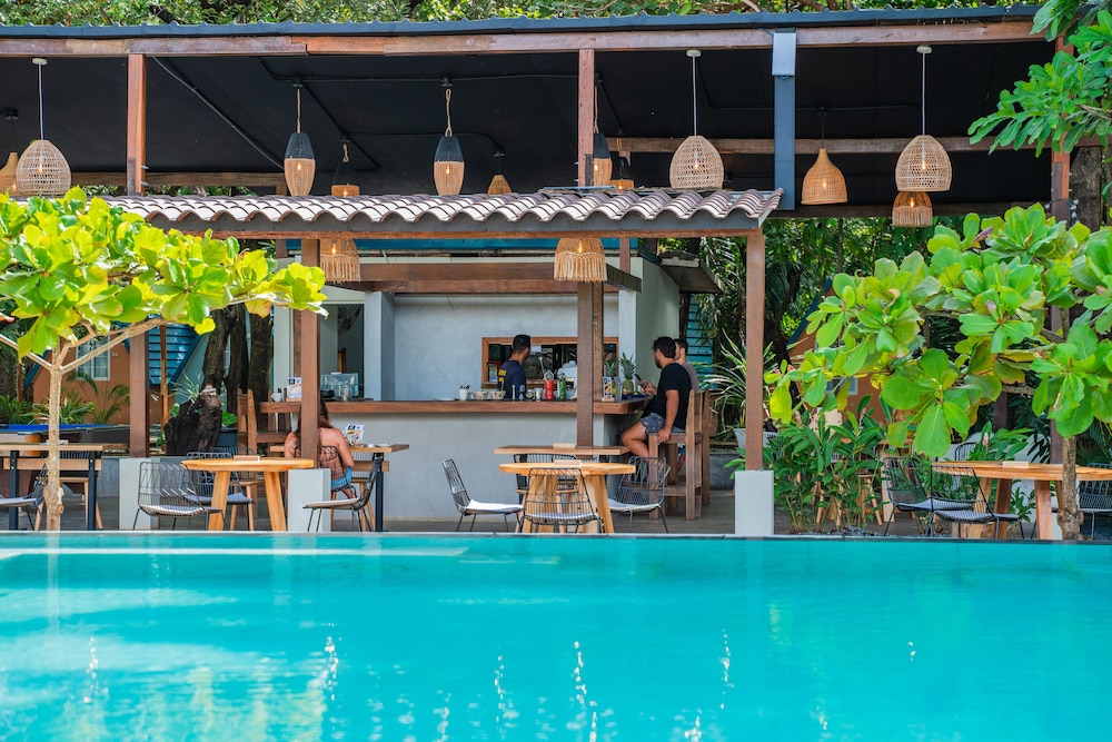 SELINA PANAM STAY WORK EXPLORE IN PLAYA VENAO RIVER intelligence overview