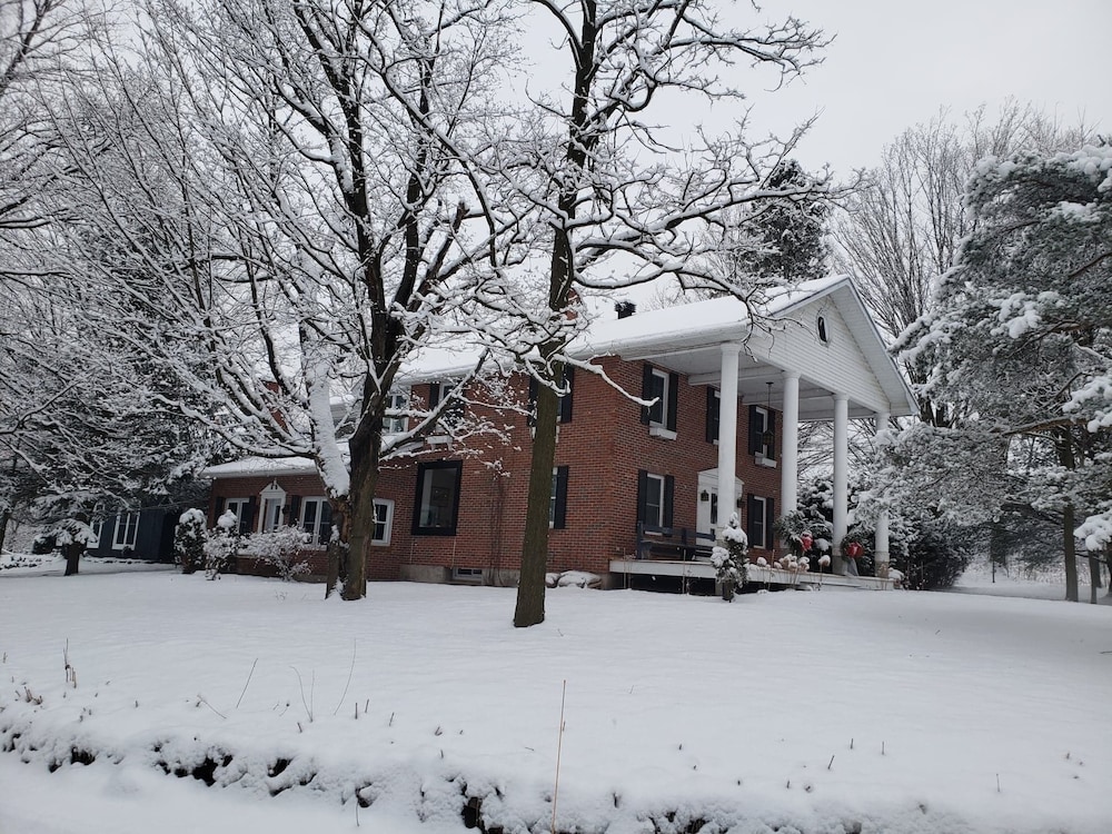 Auberge du Vignoble Bromont in null 2023 Updated prices, deals