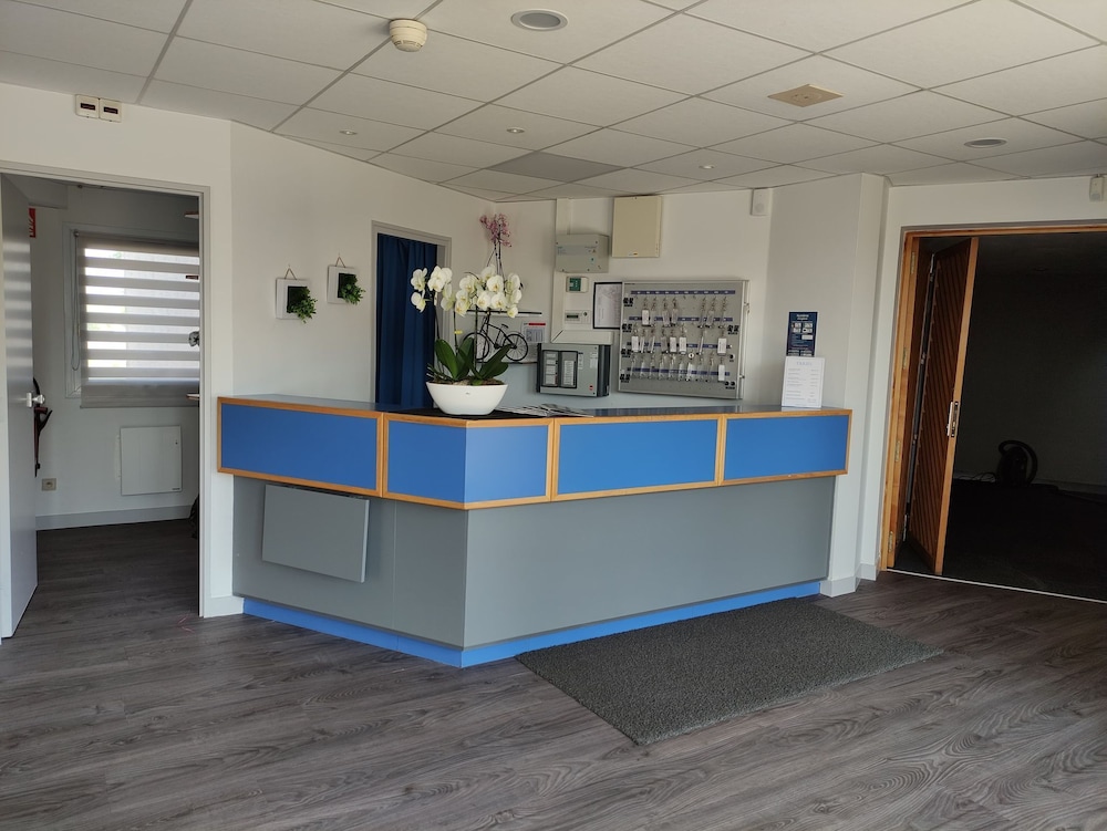 Initial by balladins Sable-sur-Sarthe