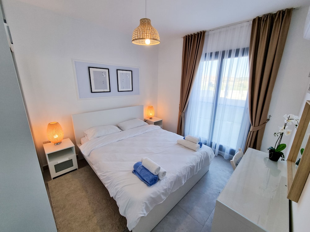 Helena Pool Apartments in 2024 Updated prices, deals Klook United