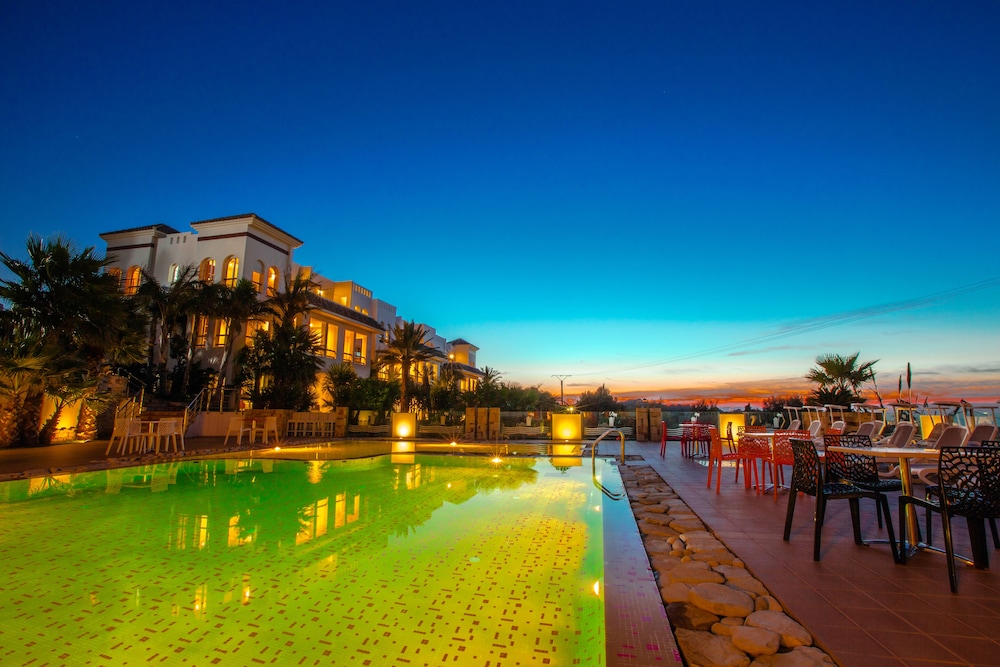 Mnar Castle in Fahs-Anjra Province | 2023 Updated prices, deals - Klook ...