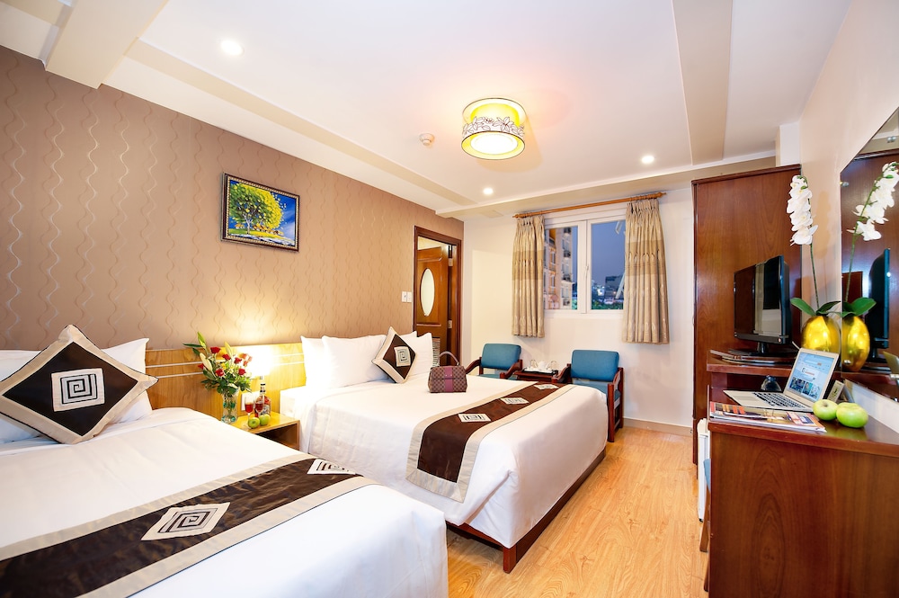 Eden Garden Hotel