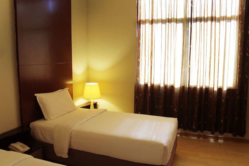 GinaSuite Kompleks27 Hotel