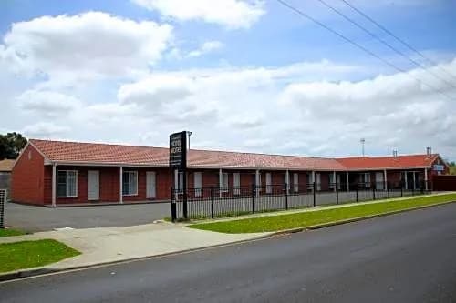 Allansford Hotel Motel