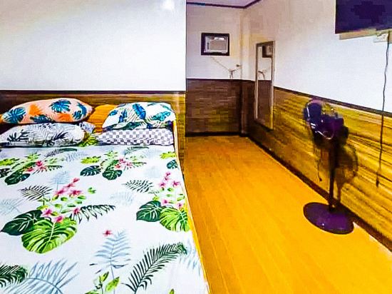 RedDoorz @ Chelsea Bluewave Resort Masbate