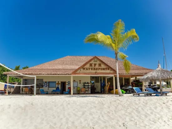 Reethi Faru Resort - Stay 5 Nights or more Between Aug to Oct 2025 & Enjoy a Free Sunset Cruise