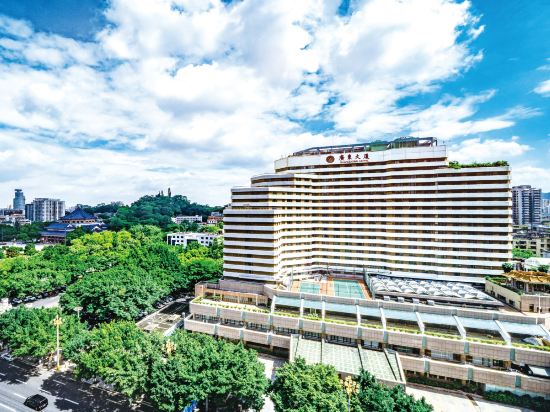 粵海酒店 - 廣交會期間免費接駁車和登記櫃台服務