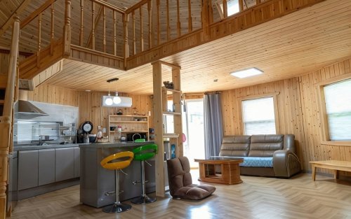 Goesan Neutinamu House Pension