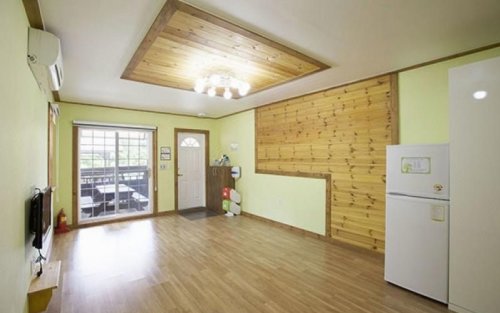 Jecheon Songgye Terrace Punggyeong Pension