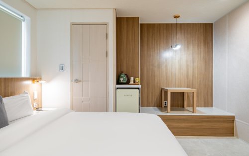 Samcheok Eleven Stay Hotel