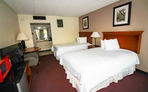 Newburgh Inn