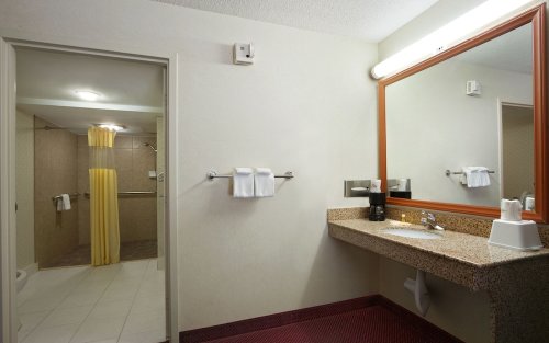 Days Inn by Wyndham Raleigh Midtown