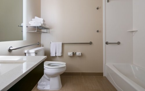 Holiday Inn Express Bellingham by IHG