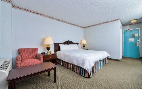 Travelodge by Wyndham Cleveland Airport