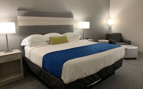 Best Western Plus Clarks Summit Scranton