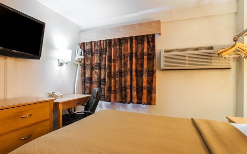 Econo Lodge Kansas City Downtown North