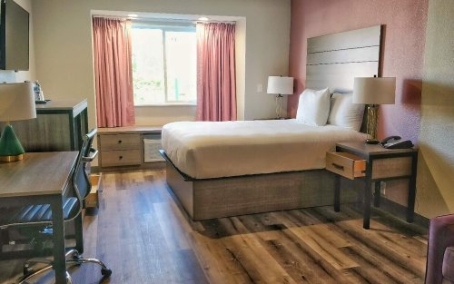 Arya Inn & Suites