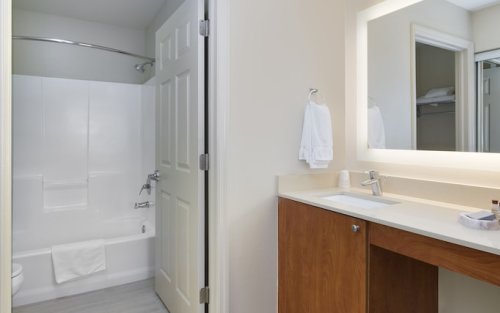 Hawthorn Extended Stay by Wyndham Naples