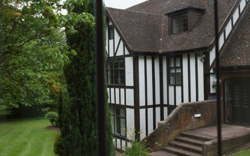 Hogarths Stone Manor