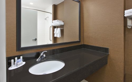 Fairfield Inn & Suites by Marriott Milwaukee Downtown