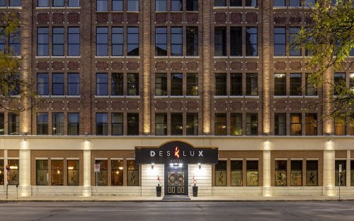 Des Lux Hotel