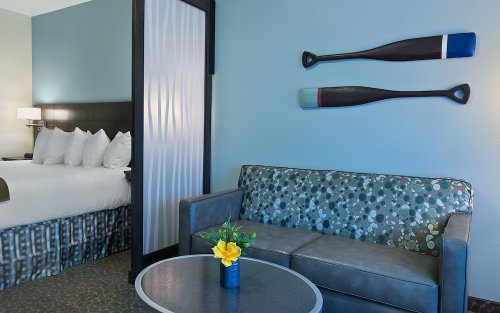 Oxford Suites Bellingham
