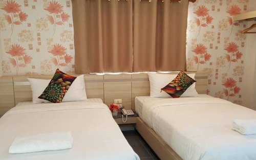 Klang Muang at Nongkhai Hotel