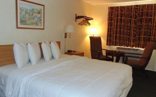 Oceanside Lodge