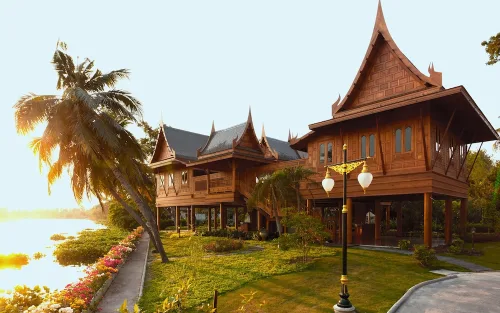 RK 河畔度假村 SPA 酒店