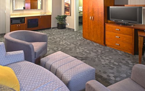 Courtyard by Marriott Hamilton