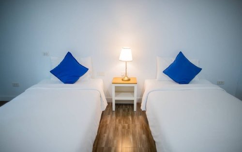 Blue Shore Cottage