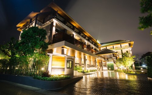 Nadee 10 Resort & Hotel