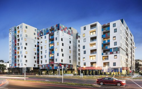 Melbourne Knox Central Apartment Hotel