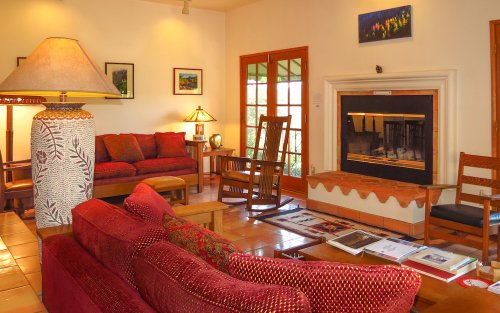 Topanga Canyon Inn B&B