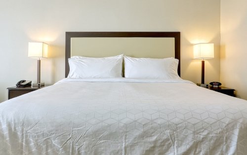 Holiday Inn Express Hotel & Suites Batavia - Darien Lake by IHG